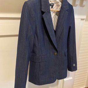 DKNY | New / never worn women's blazer, dark blue, slim fit, size 2